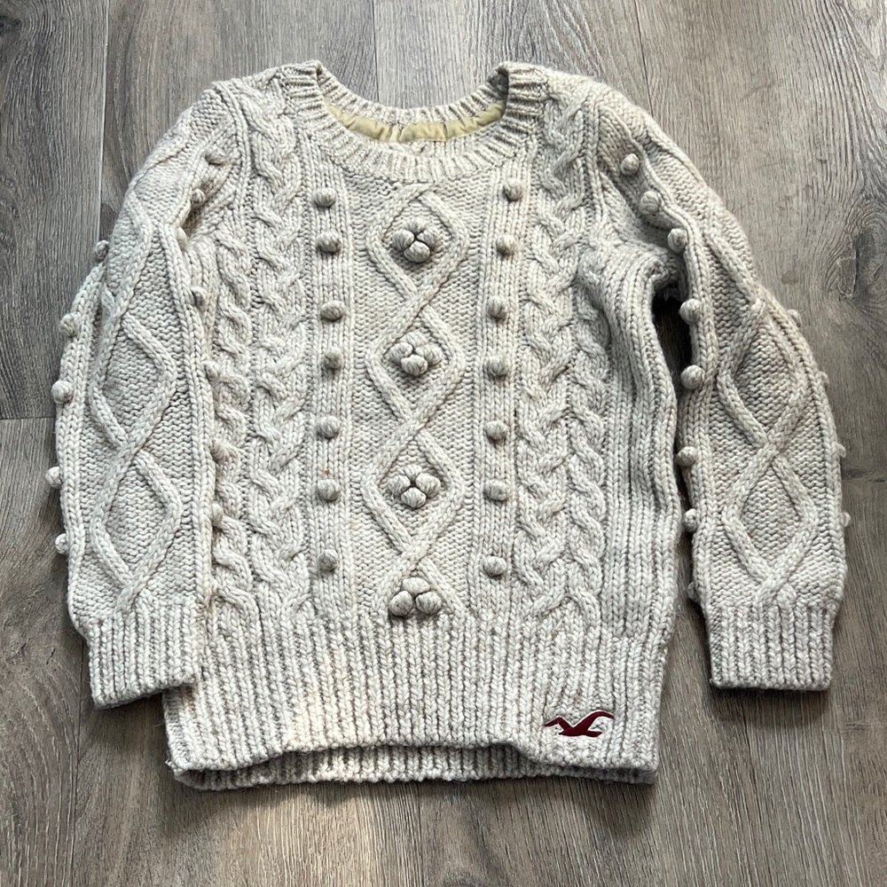 Hollister Women's Cable Knit Sweater